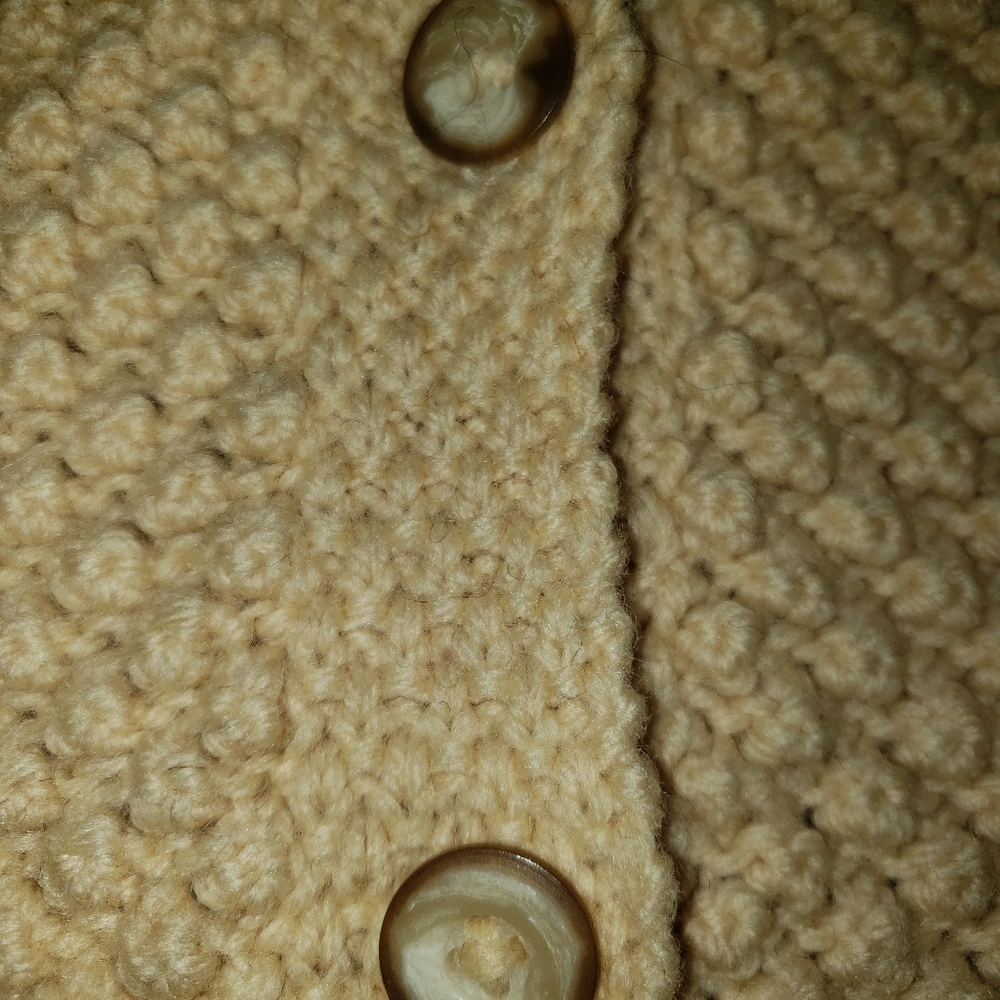 Sweater - Picture 3 of 4